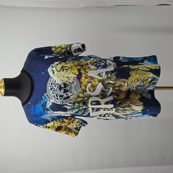 Sunny 1987 Inc. Versace Medusa Roundneck Short Sleeve Pullover Shirt Size XXL - Picture 2 of 12